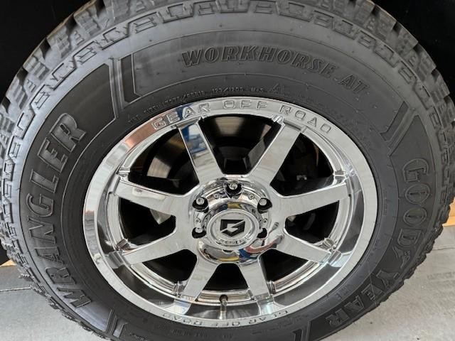 Ford Expedition Vehicle Image 15