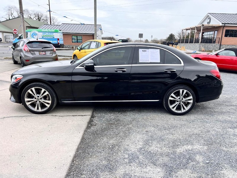 Mercedes-Benz C-Class Vehicle Image 08