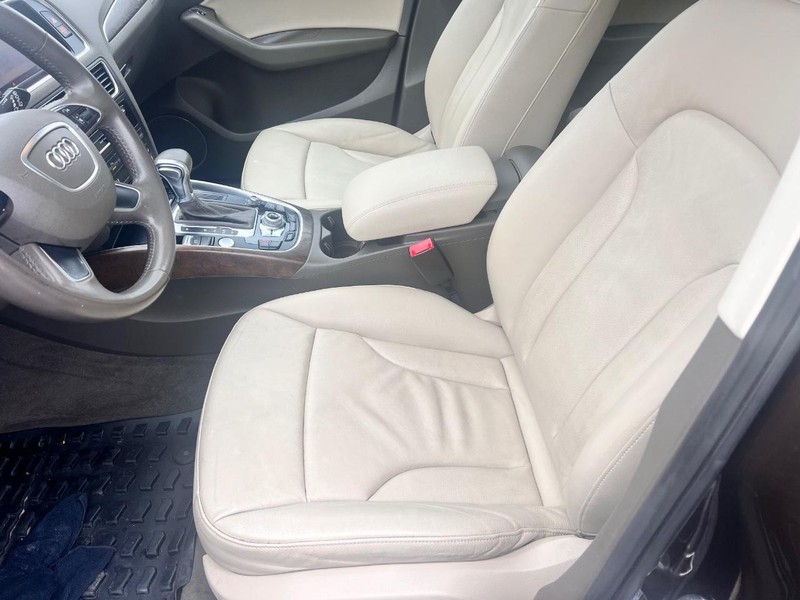 Audi Q5 Vehicle Image 14