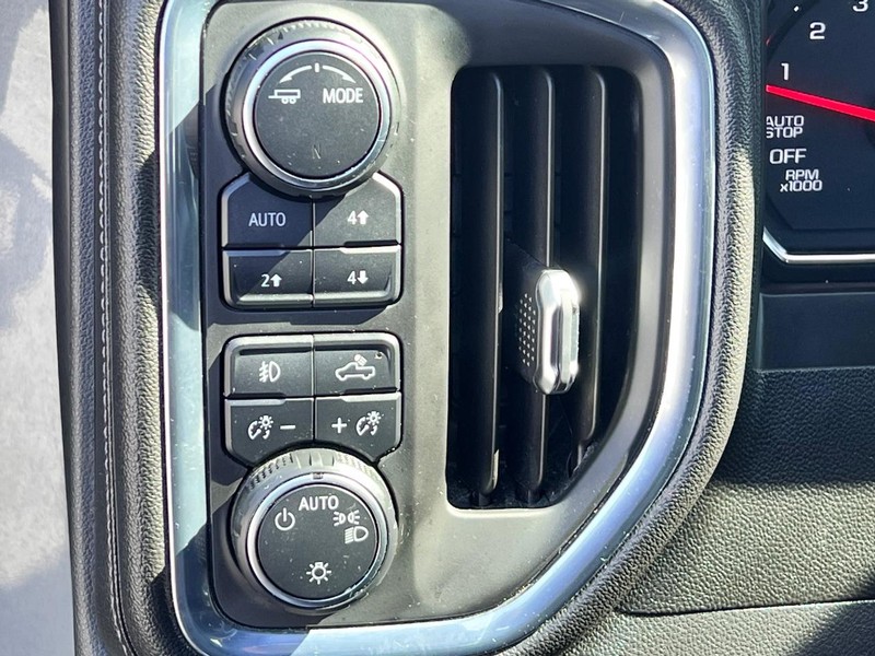 Chevrolet Silverado 1500 Vehicle Image 10