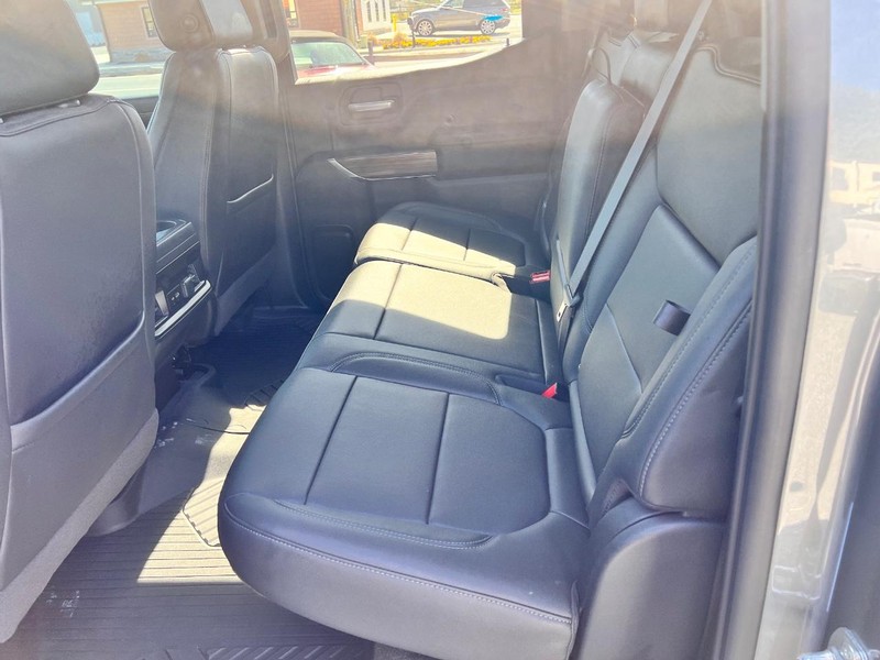 Chevrolet Silverado 1500 Vehicle Image 17