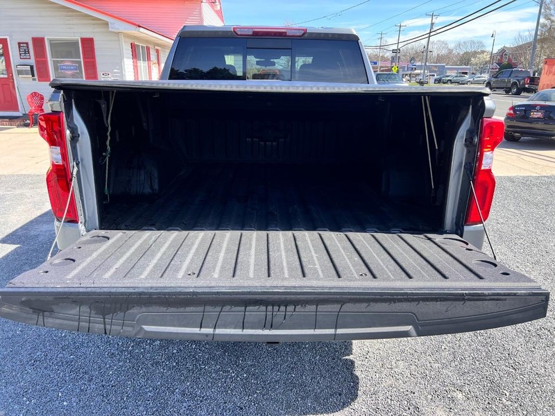 Chevrolet Silverado 1500 Vehicle Image 18