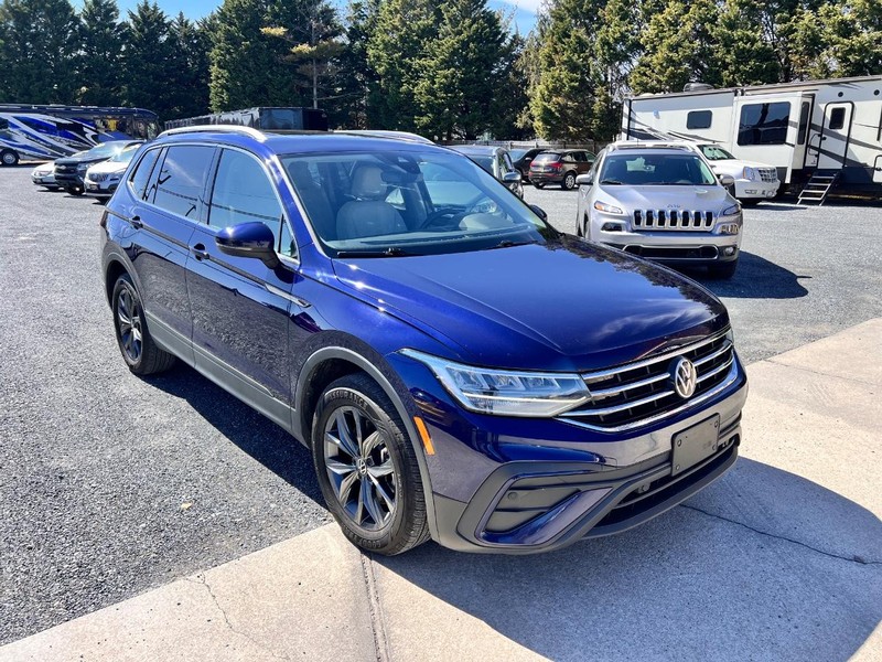 Volkswagen Tiguan Vehicle Image 03