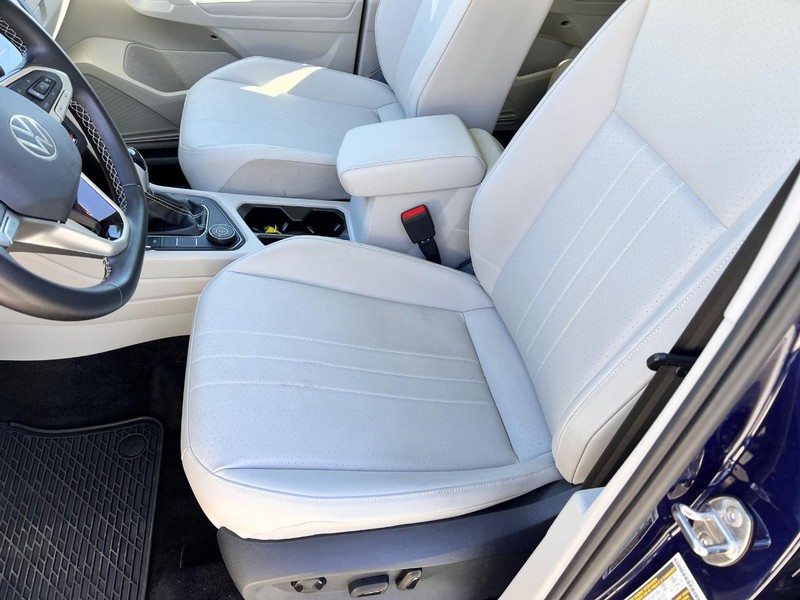 Volkswagen Tiguan Vehicle Image 13