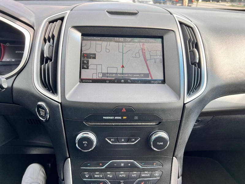 Ford Edge Vehicle Image 10
