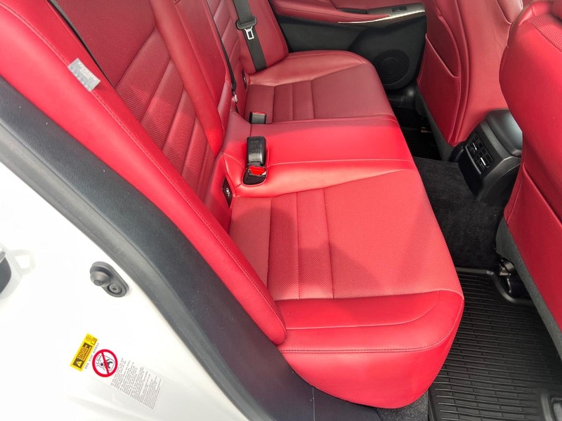 Lexus IS Vehicle Image 16