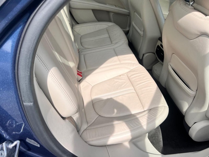 Lincoln MKZ Vehicle Image 15