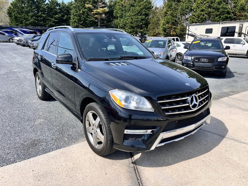 Mercedes-Benz ML Vehicle Image 03