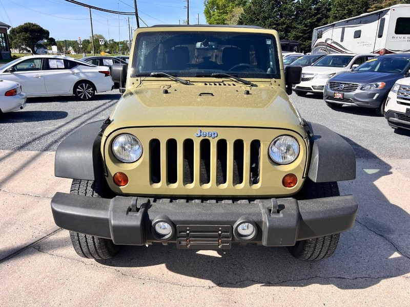 Jeep WRANGLER UNLIMI Vehicle Image 02