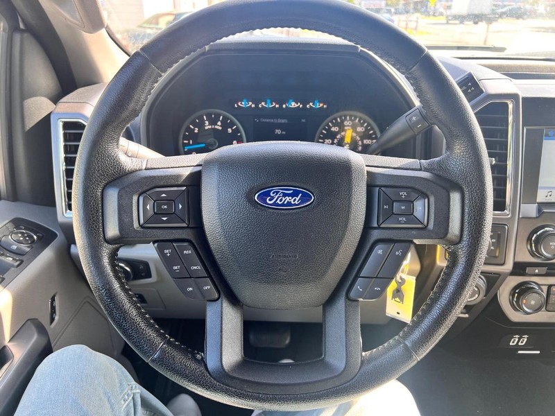 Ford F-150 Vehicle Image 10