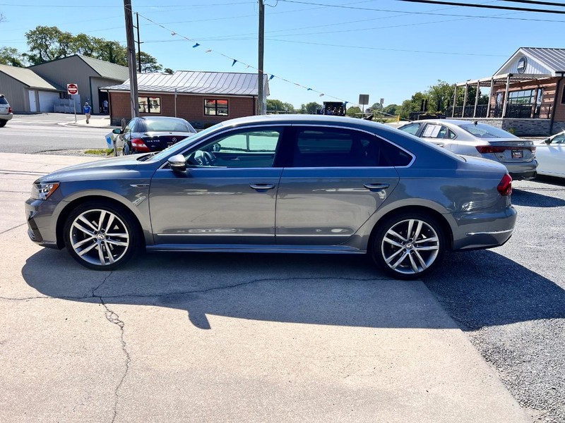 Volkswagen Passat Vehicle Image 08