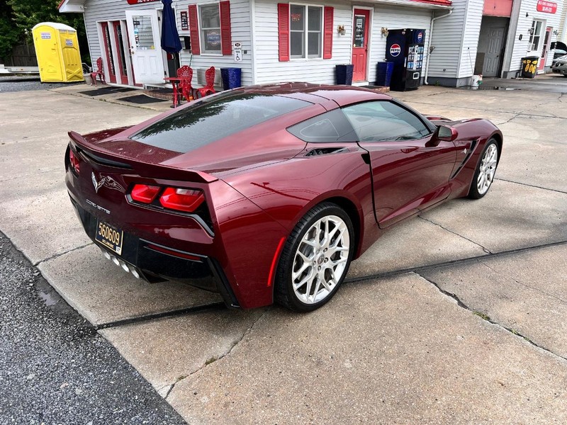 Chevrolet Corvette Vehicle Image 05
