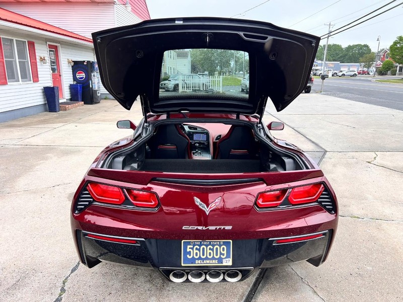 Chevrolet Corvette Vehicle Image 16