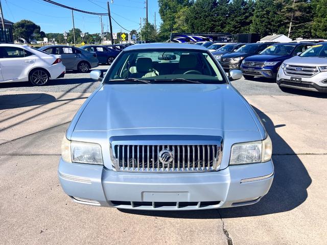 Mercury Grand Marquis Vehicle Image 02