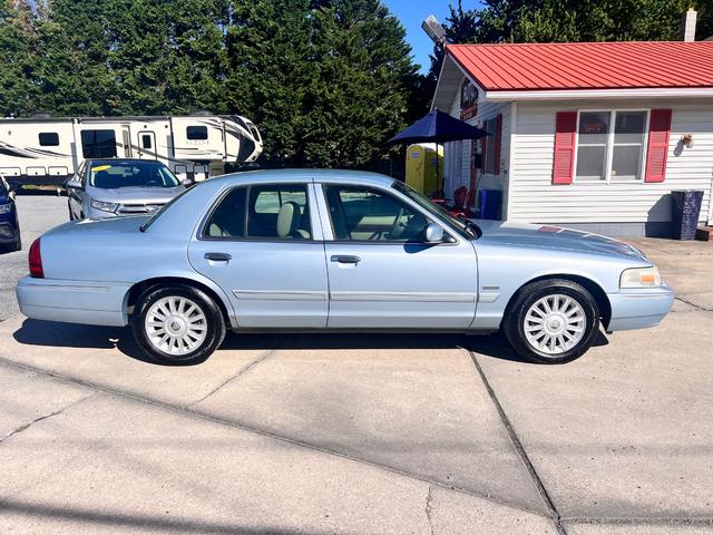 Mercury Grand Marquis Vehicle Image 04