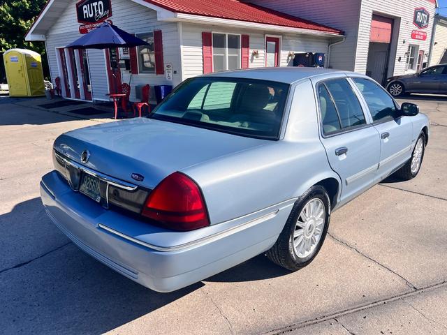 Mercury Grand Marquis Vehicle Image 05