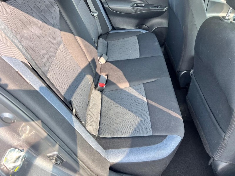 Nissan Versa Vehicle Image 18