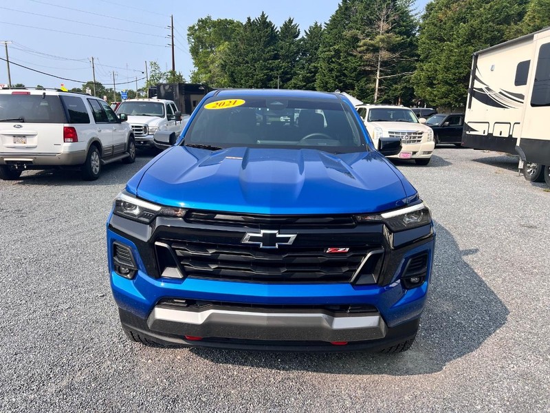 Chevrolet Colorado Vehicle Image 02