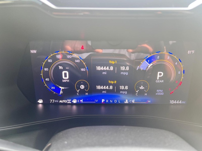 Chevrolet Colorado Vehicle Image 11
