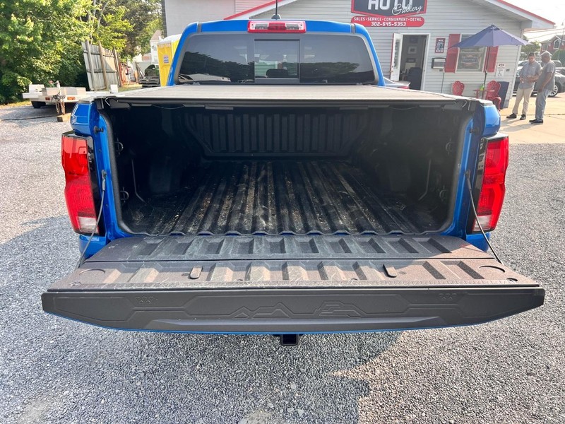 Chevrolet Colorado Vehicle Image 18