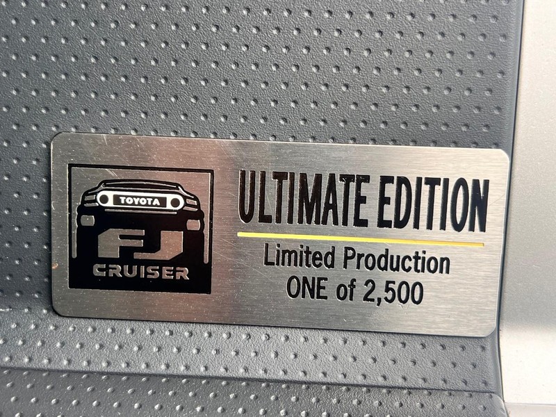Toyota FJ CRUISER Vehicle Image 20