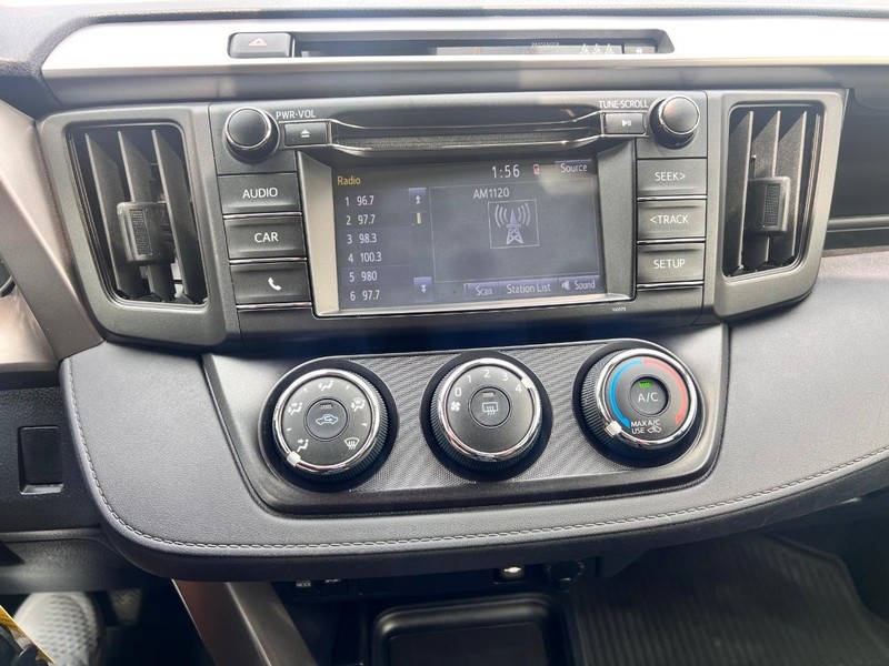 Toyota RAV4 Vehicle Image 12