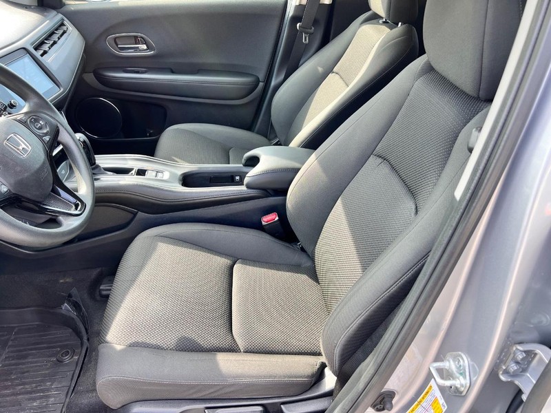 Honda HR-V Vehicle Image 15