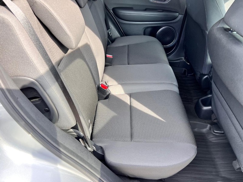 Honda HR-V Vehicle Image 19