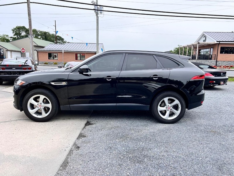 Jaguar F-Pace Vehicle Image 08