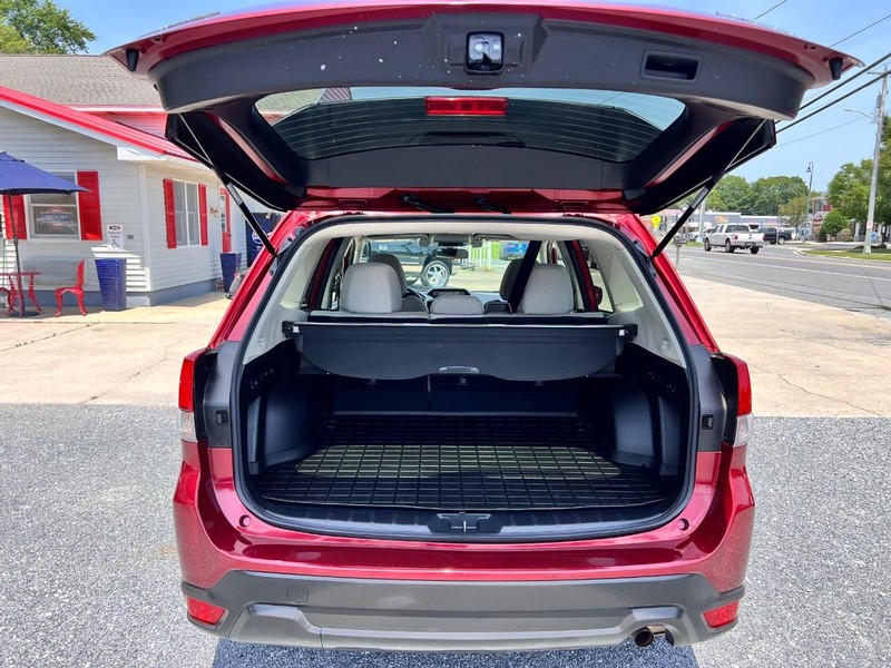 Subaru Forester Vehicle Image 12