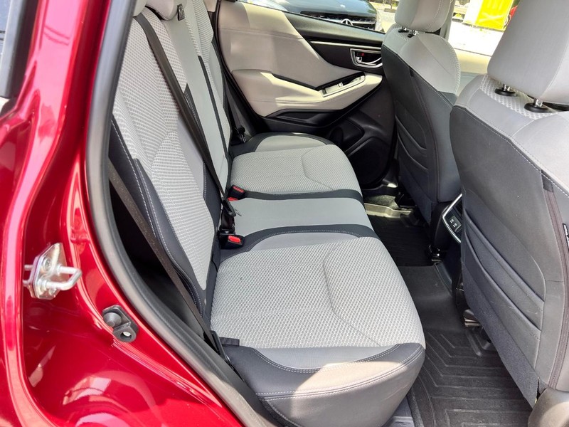 Subaru Forester Vehicle Image 14