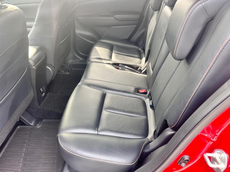 Mitsubishi Eclipse Cross Vehicle Image 17