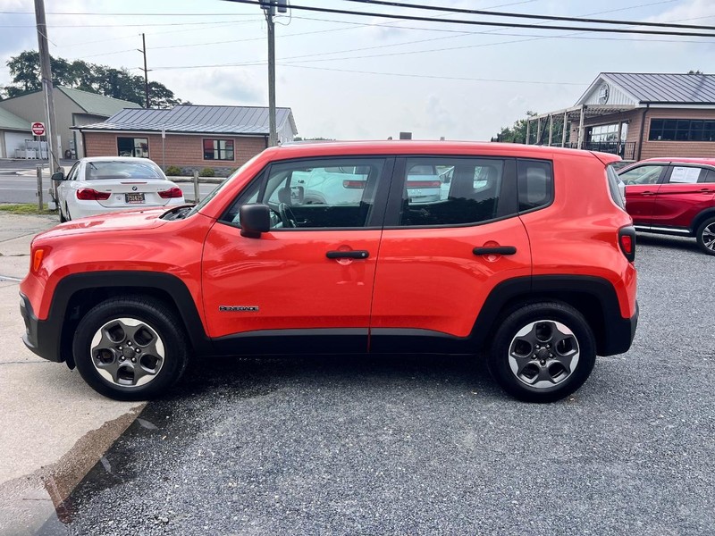 Jeep Renegade Vehicle Image 08