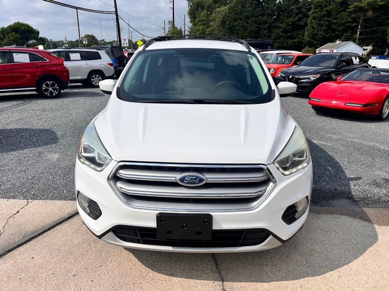 Ford Escape Vehicle Image 02