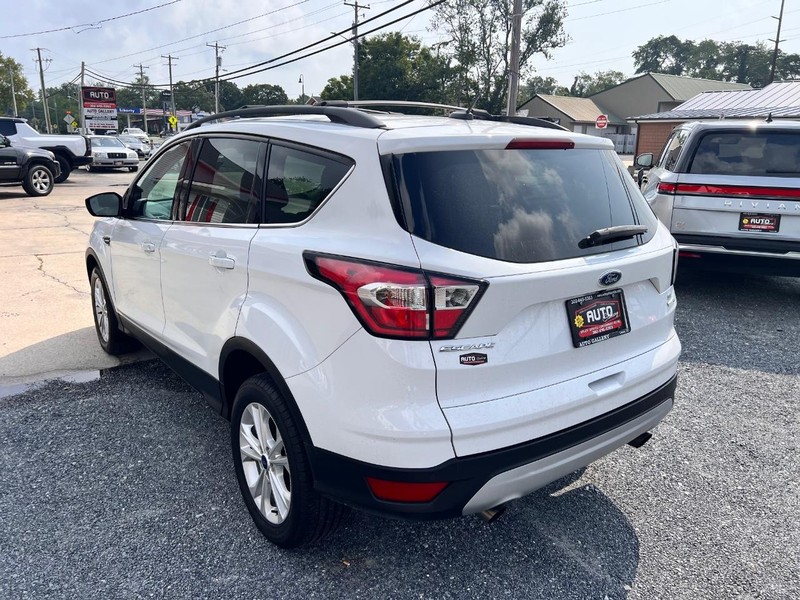 Ford Escape Vehicle Image 07