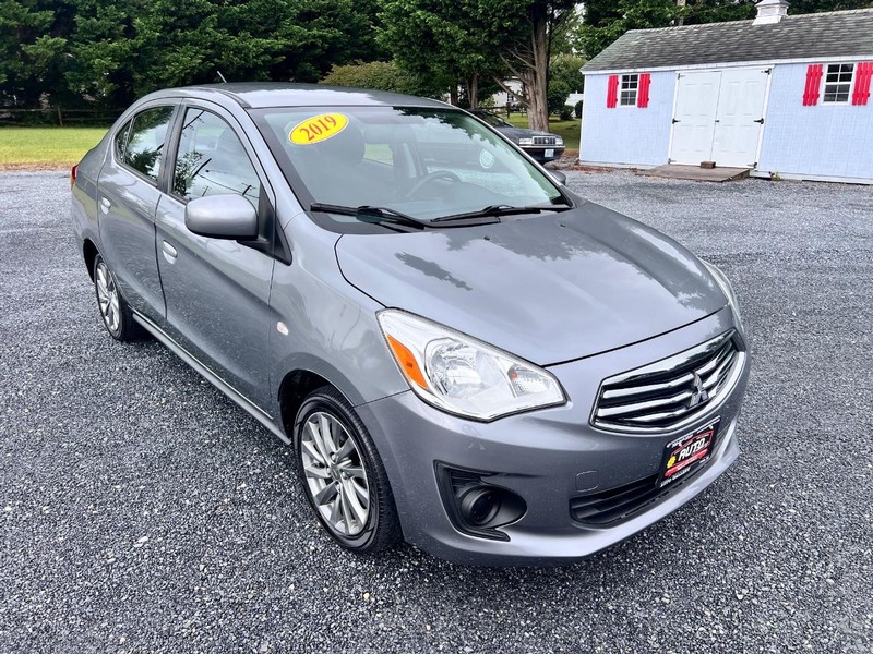 Mitsubishi Mirage Vehicle Image 03