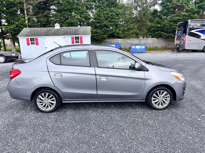 Mitsubishi Mirage Vehicle Image 04