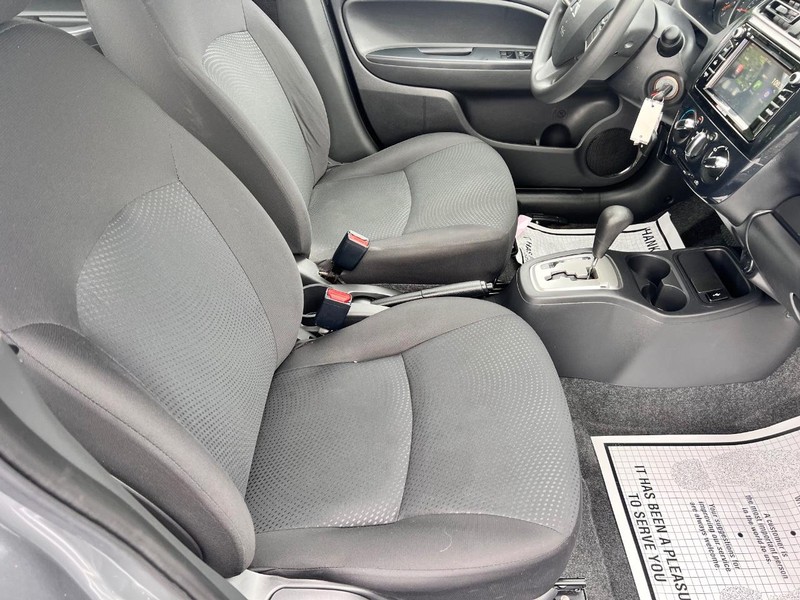Mitsubishi Mirage Vehicle Image 18
