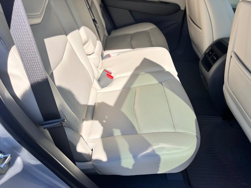 Cadillac XT5 Vehicle Image 17