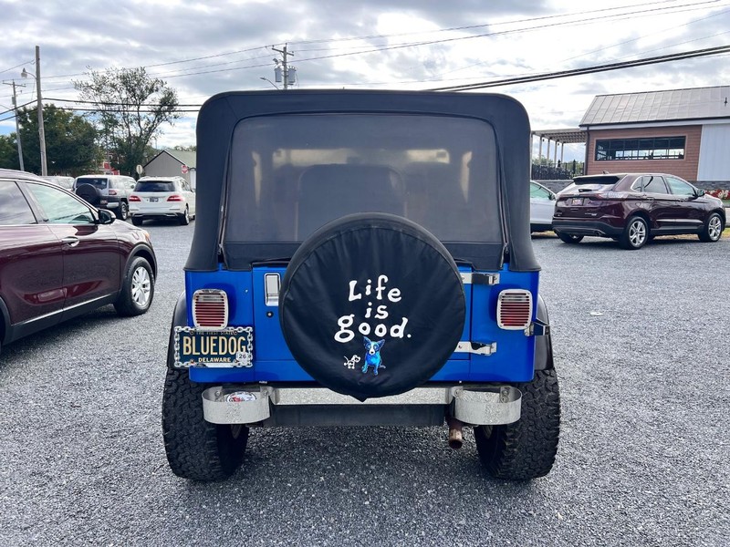 Jeep WRANGLER / YJ Vehicle Image 05