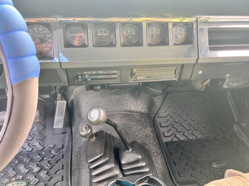 Jeep WRANGLER / YJ Vehicle Image 08