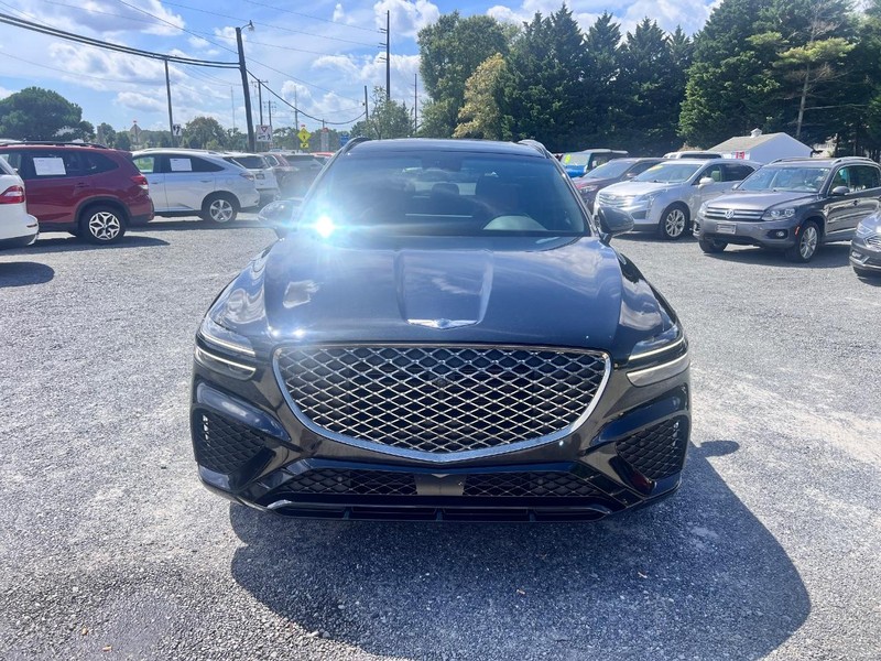 Genesis GV70 Vehicle Image 02