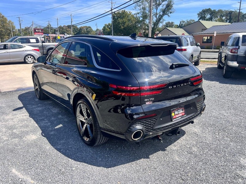 Genesis GV70 Vehicle Image 07