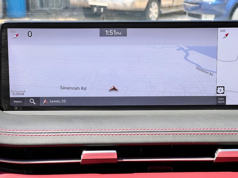 Genesis GV70 Vehicle Image 12