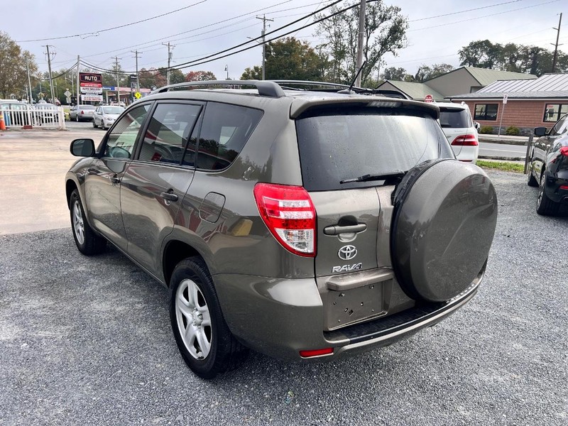 Toyota RAV4 Vehicle Image 07