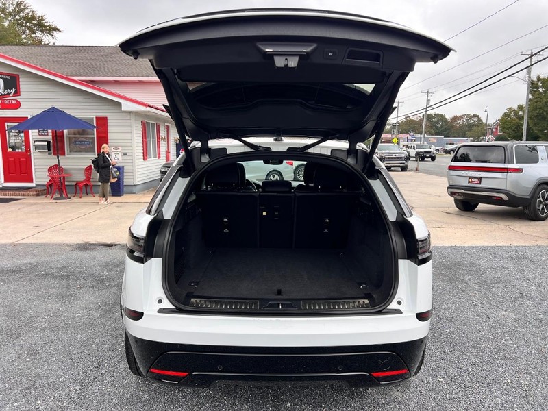 Land Rover RANGE ROVER VEL Vehicle Image 16