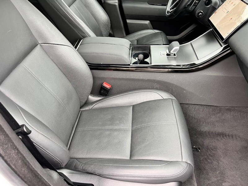 Land Rover RANGE ROVER VEL Vehicle Image 18