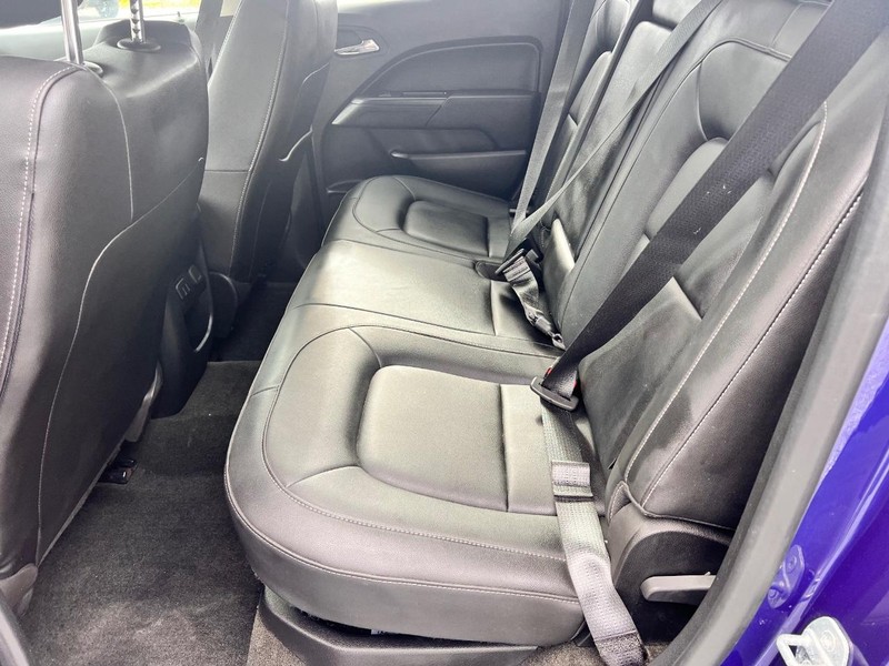 Chevrolet Colorado Vehicle Image 15