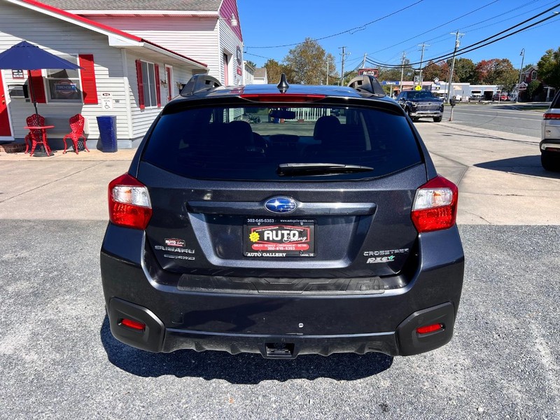 Subaru Crosstrek Vehicle Image 06