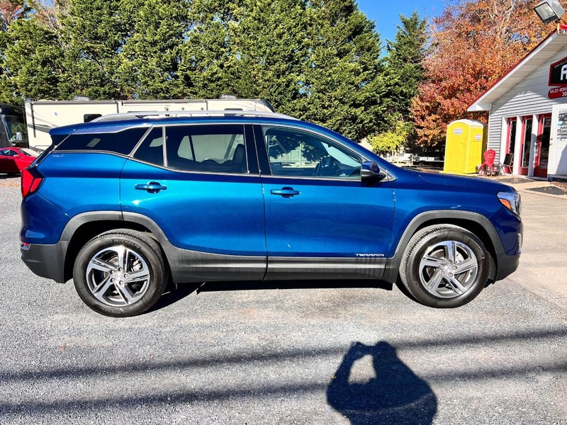 GMC Terrain Vehicle Image 04